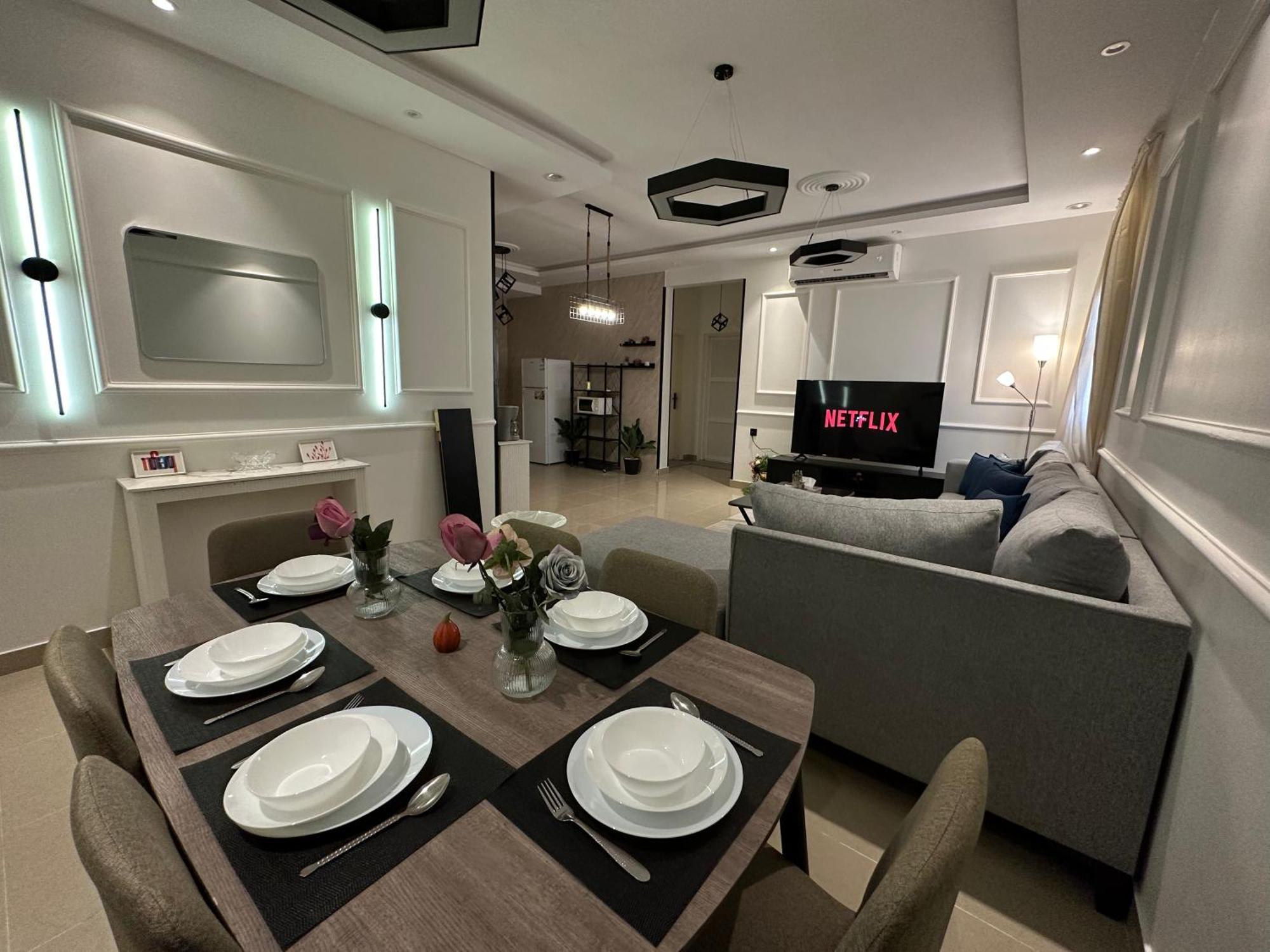 Modern & Cozy - 2 *
